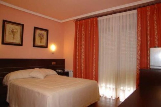 Gallery - Hotel Santa Teresa - Restaurante Meson El Sol