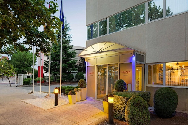 Gallery - Ramada By Wyndham Madrid Tres Cantos