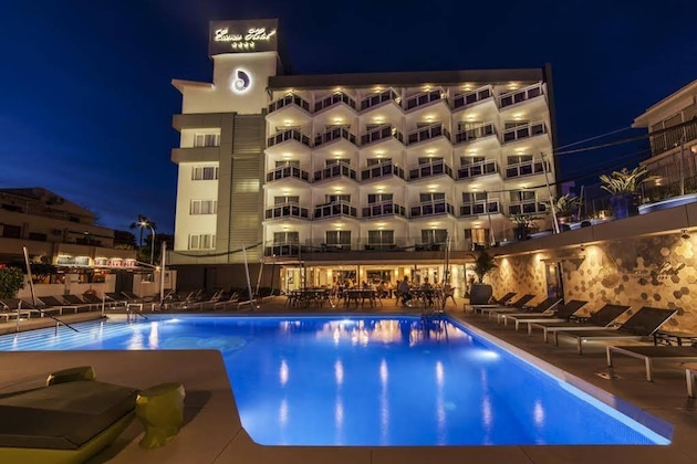 Gallery - Essence Hotel Boutique