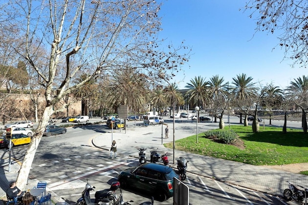 Gallery - Yomo Hostal Bcn Port
