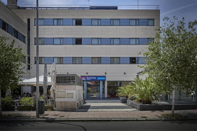 Gallery - Travelodge Madrid Torrelaguna