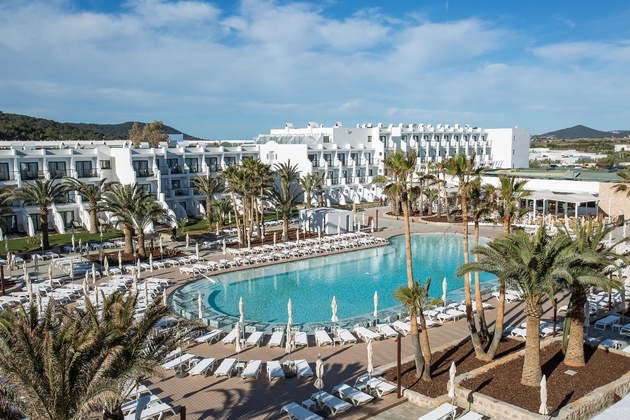 Gallery - Grand Palladium White Island Resort & Spa