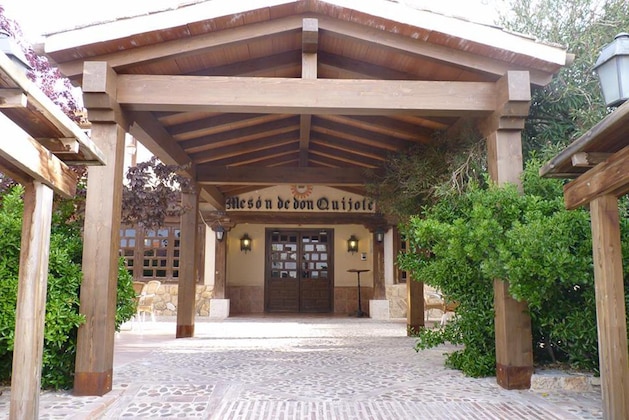 Gallery - Hotel Mesón De Don Quijote