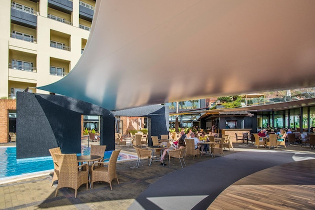 Gallery - Calheta Beach All Inclusive Savoy Signature