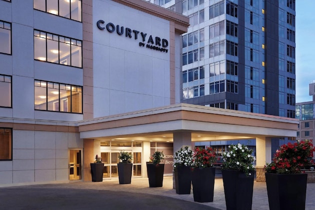 Gallery - Courtyard By Marriott Downtown Ottawa