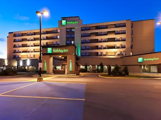 Gallery - Holiday Inn Laval Montréal By Ihg