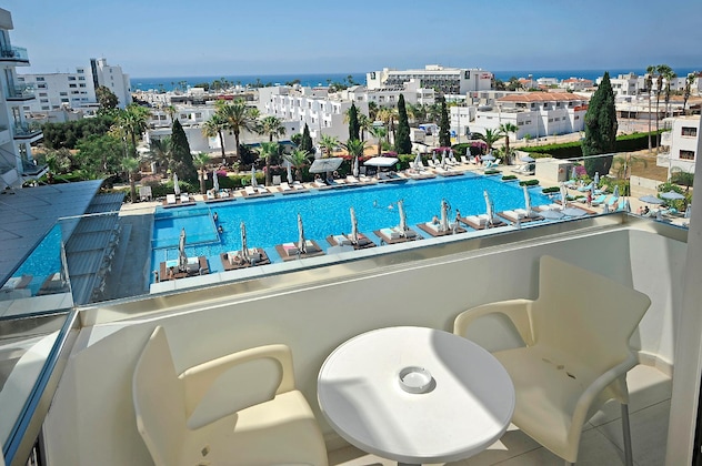 Gallery - Nestor Hotel