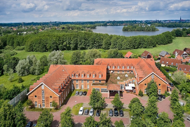 Gallery - Courtyard By Marriott Schwerin