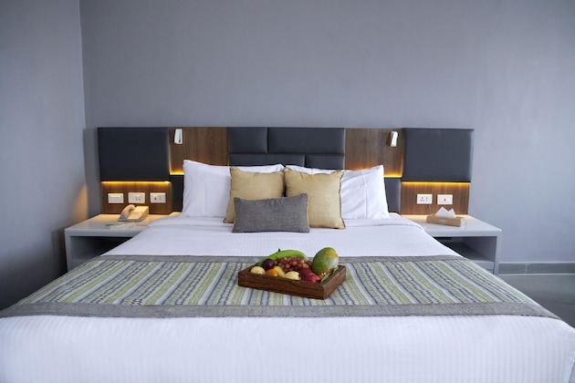 Gallery - Sunrise Diamond Beach Resort -Grand Select