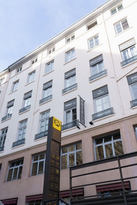 Gallery - Hotel Du Theatre