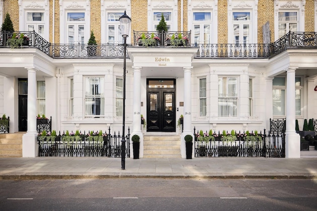 Gallery - Mayflower Hotel