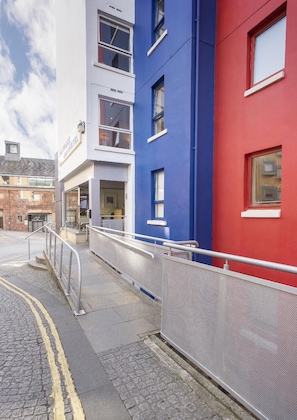 Gallery - Holyrood Aparthotel