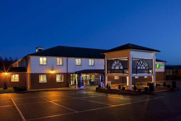 Gallery - Holiday Inn Express Canterbury By Ihg