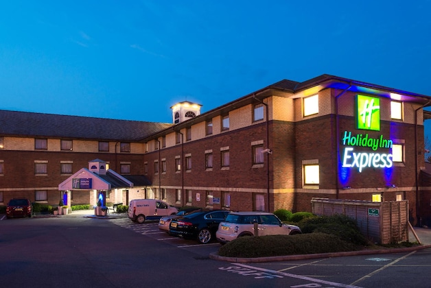 Gallery - Holiday Inn Express Exeter East By Ihg