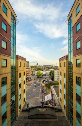 Gallery - Stamford Bridge Hotel London