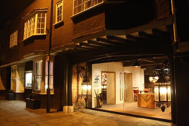 Gallery - The Falstaff Hotel