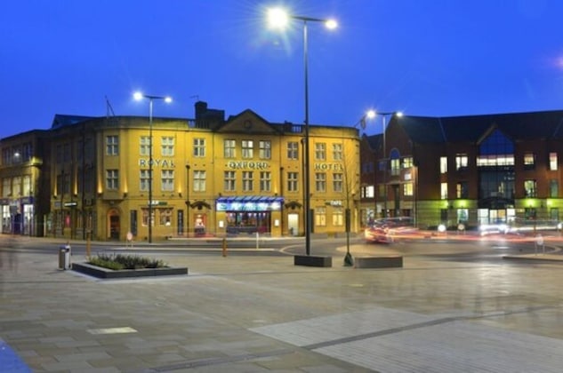 Gallery - Royal Oxford Hotel