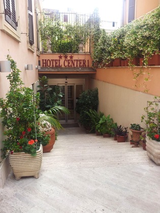 Gallery - Hotel Center 1&2