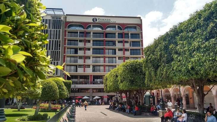 Gallery - Ramada Plaza By Wyndham Leon