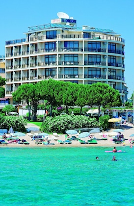 Gallery - Orion Beach Hotel