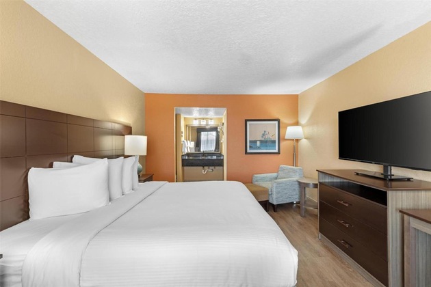 Gallery - Best Western Space Shuttle Inn