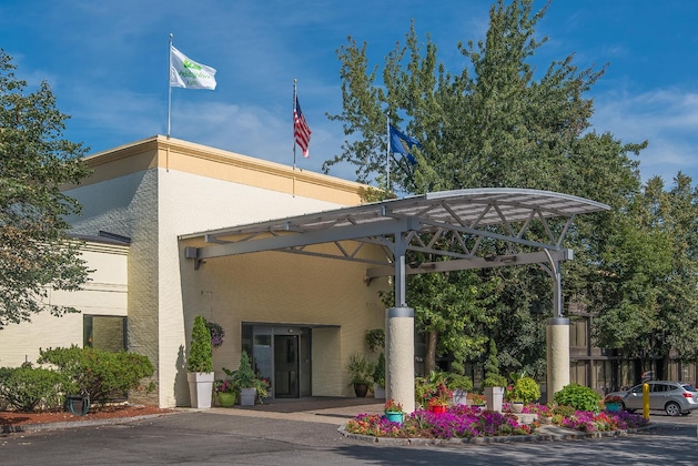 Gallery - Holiday Inn Nashua