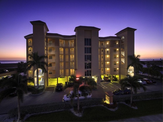 Gallery - Surf Beach Treasure Island Resort