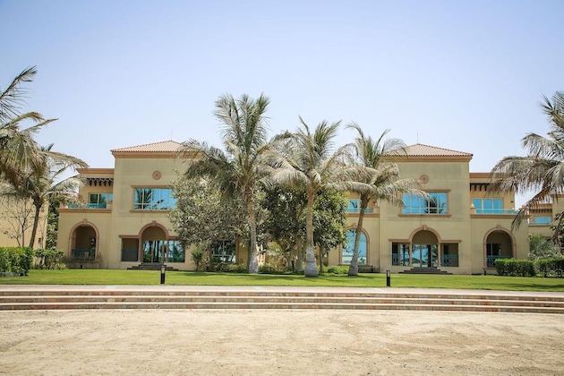Gallery - Al Raha Beach Resort & Spa