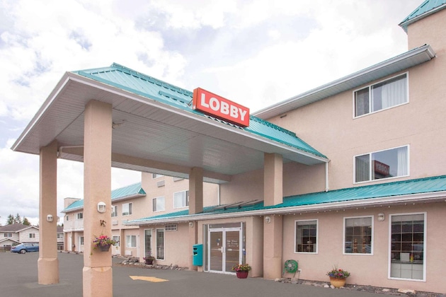 Gallery - Ramada By Wyndham 100 Mile House