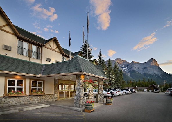Gallery - Coast Canmore Hotel & Conference Centre