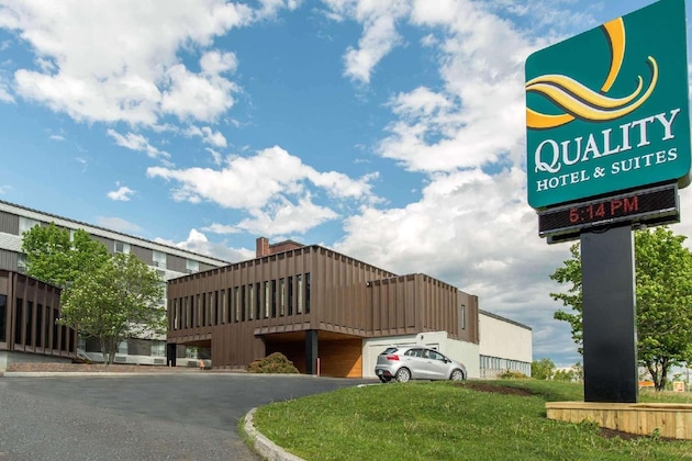 Gallery - Quality Hotel & Suites