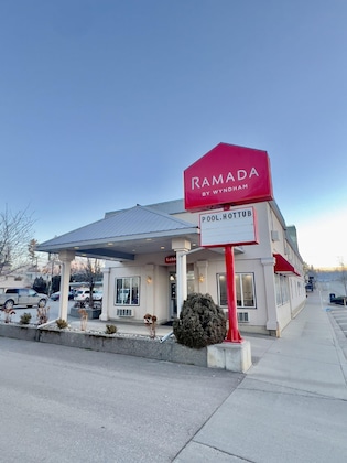 Gallery - Ramada By Wyndham Quesnel