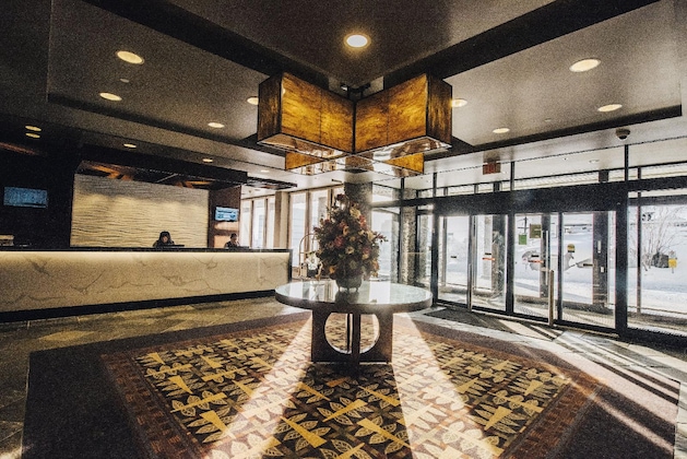 Gallery - The Explorer Hotel Yellowknife