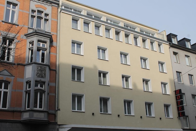Gallery - Monopol Hotel