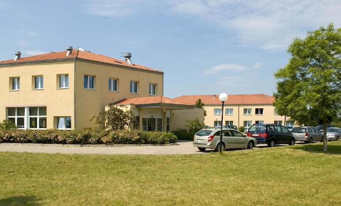 Gallery - Days Inn By Wyndham Dessau