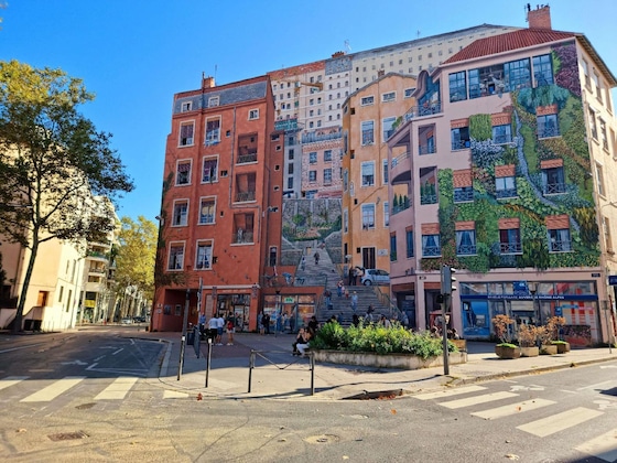 Gallery - Ibis Styles Lyon Croix Rousse