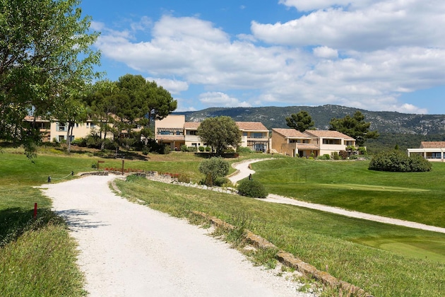 Gallery - Madame Vacances Résidence Provence Country Club