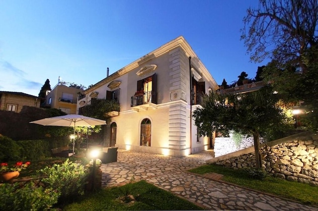 Gallery - Hotel Continental