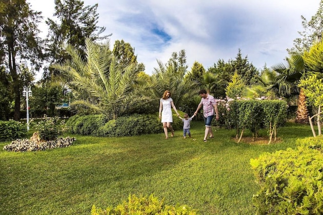 Gallery - Otium Family Stone Palace