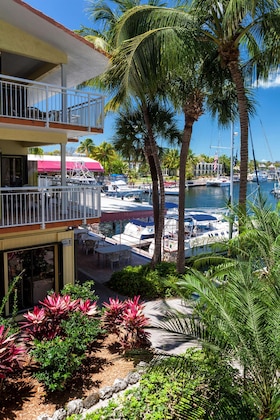 Gallery - Marina Del Mar Resort And Marina