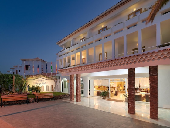 Gallery - Regency Torviscas Apartments Suites