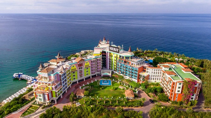 Gallery - Merit Crystal Cove Hotel Casino & Spa