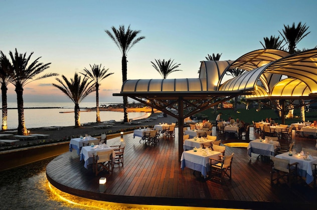 Gallery - Constantinou Bros Pioneer Beach Hotel