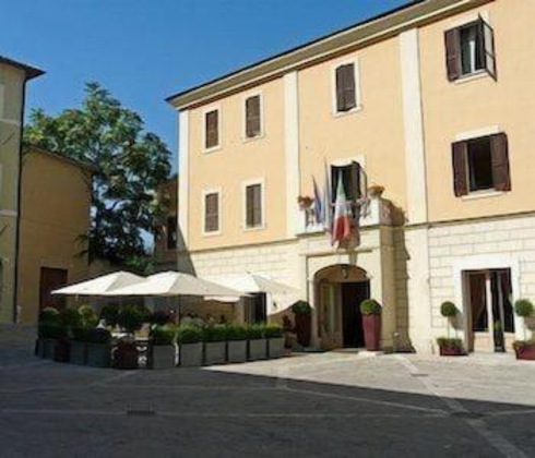 Gallery - Hotel Clitunno