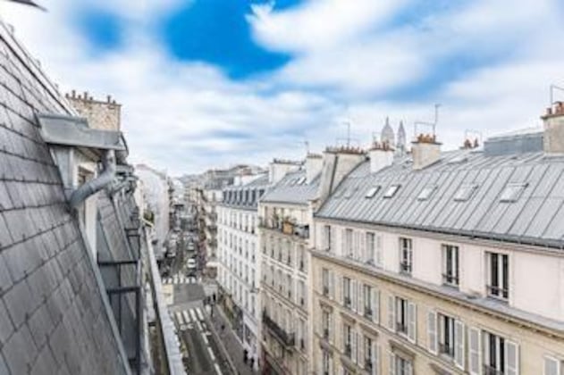 Gallery - Vintage Paris Gare Du Nord By Hiphophostels