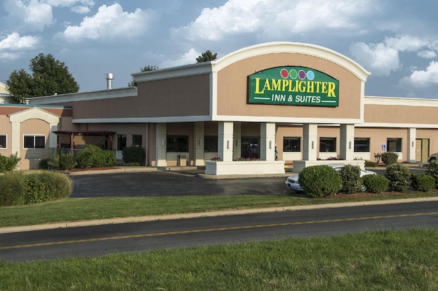 Gallery - Lamplighter Inn & Suites - North