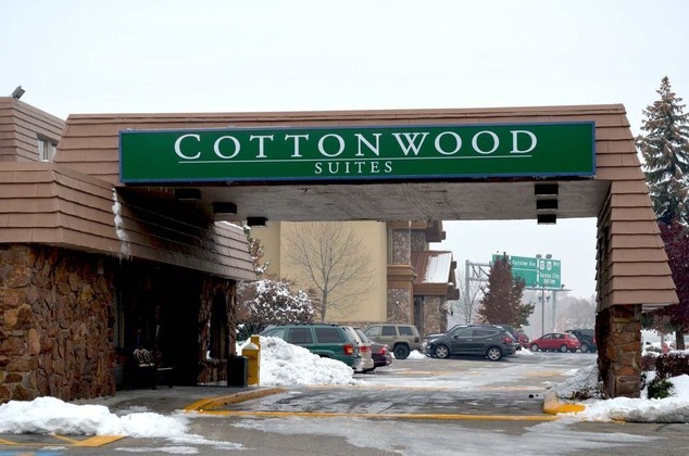 Gallery - Cottonwood Suites Boise Riverside Downtown