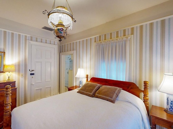 Gallery - The Red Lion Inn