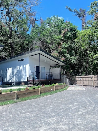 Gallery - Ellis Beach Oceanfront Bungalows