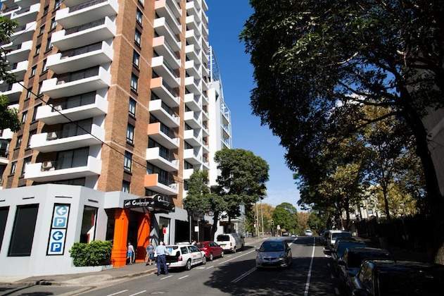Gallery - Cambridge Hotel Sydney